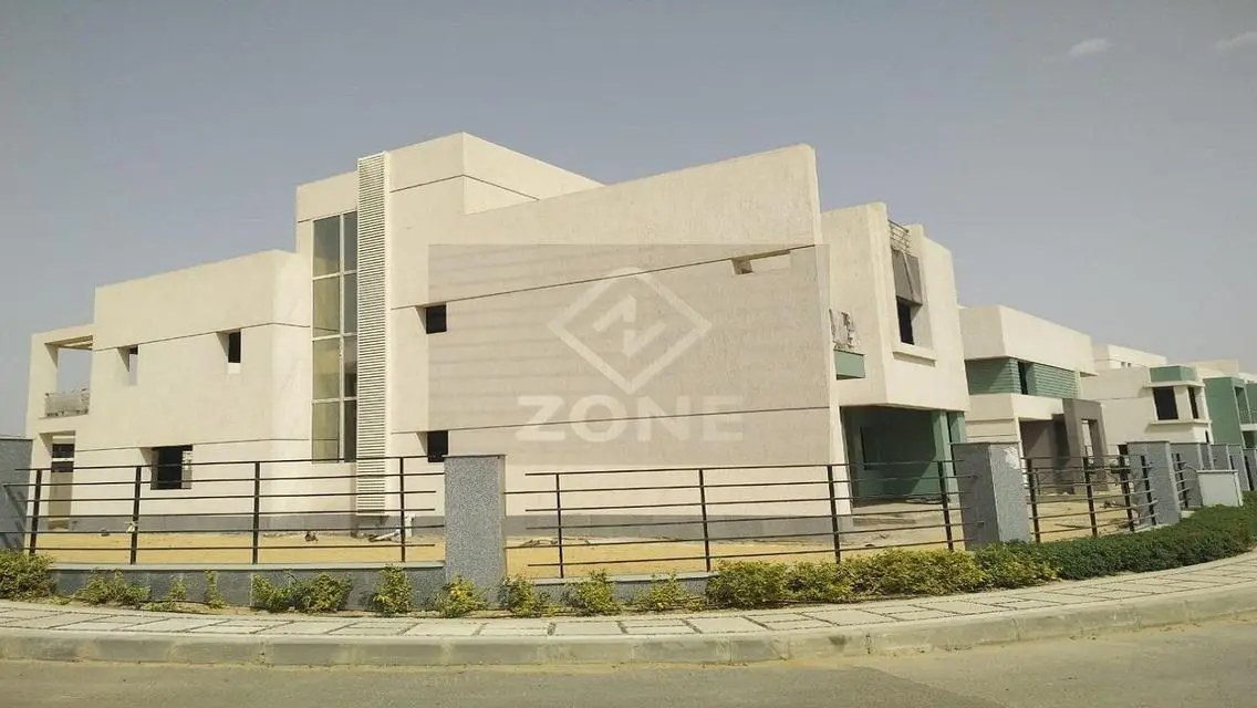 Luxury Apartment in Madinaty with Stunning Views