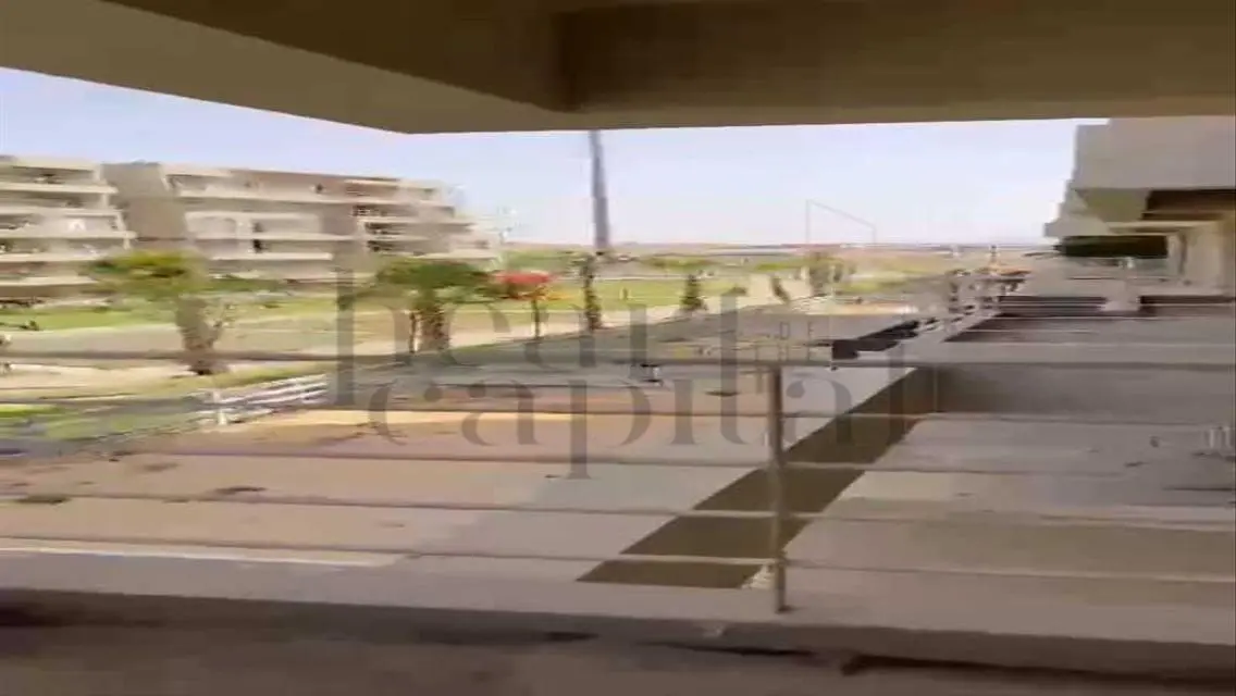 شقة فاخرة 205 متر مع مجموعة من المرافق