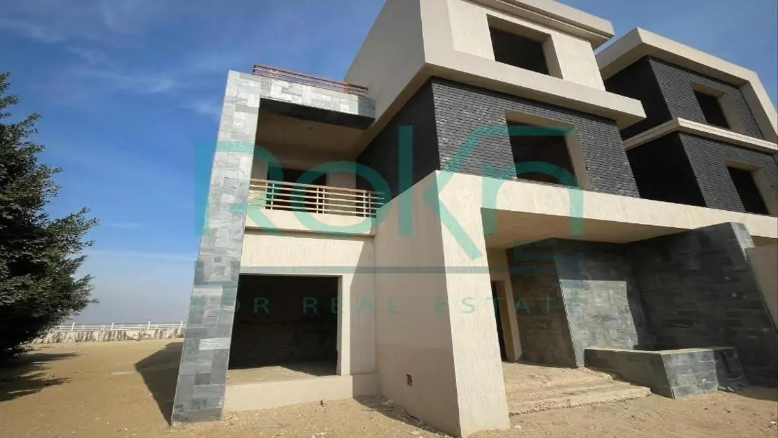Luxury 4-Bedroom Villa for Sale at 23,500,000