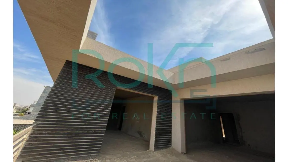 Luxury 4-Bedroom Villa for Sale at 23,500,000
