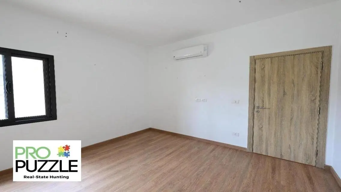 Penthouse for Rent in Marasem - Fifth Square