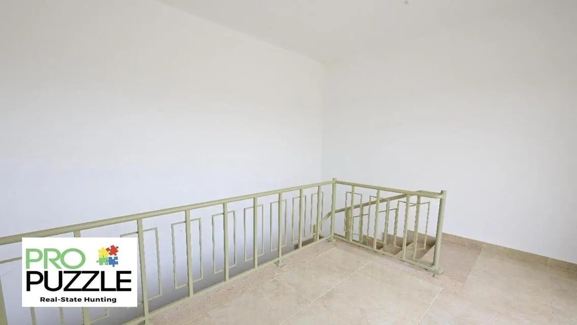 Penthouse for Rent in Marasem - Fifth Square