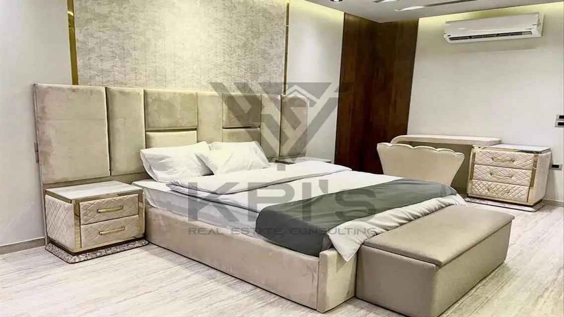Luxury 4-Bedroom Apartment with All Amenities