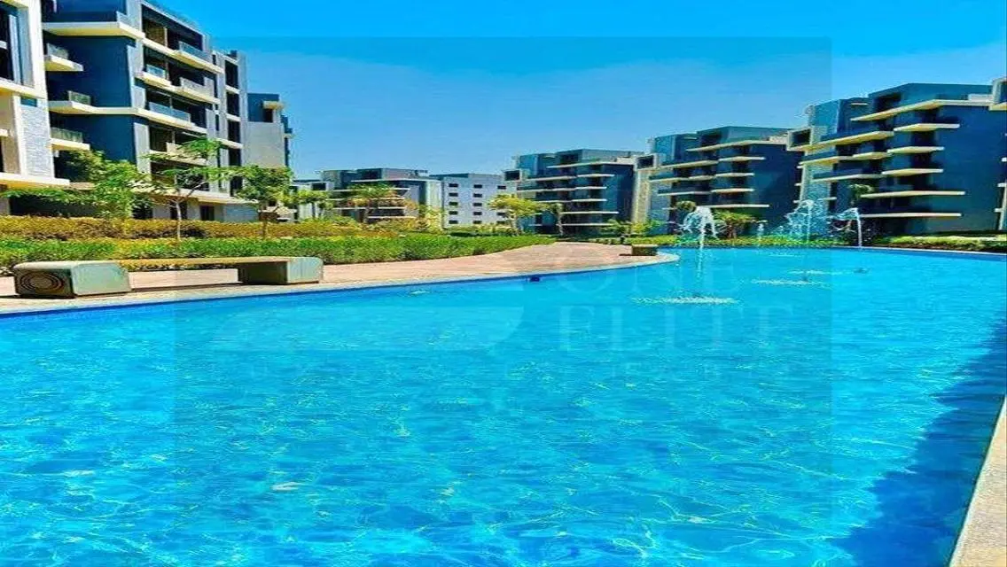 Stunning Penthouse at Sun Capital 210