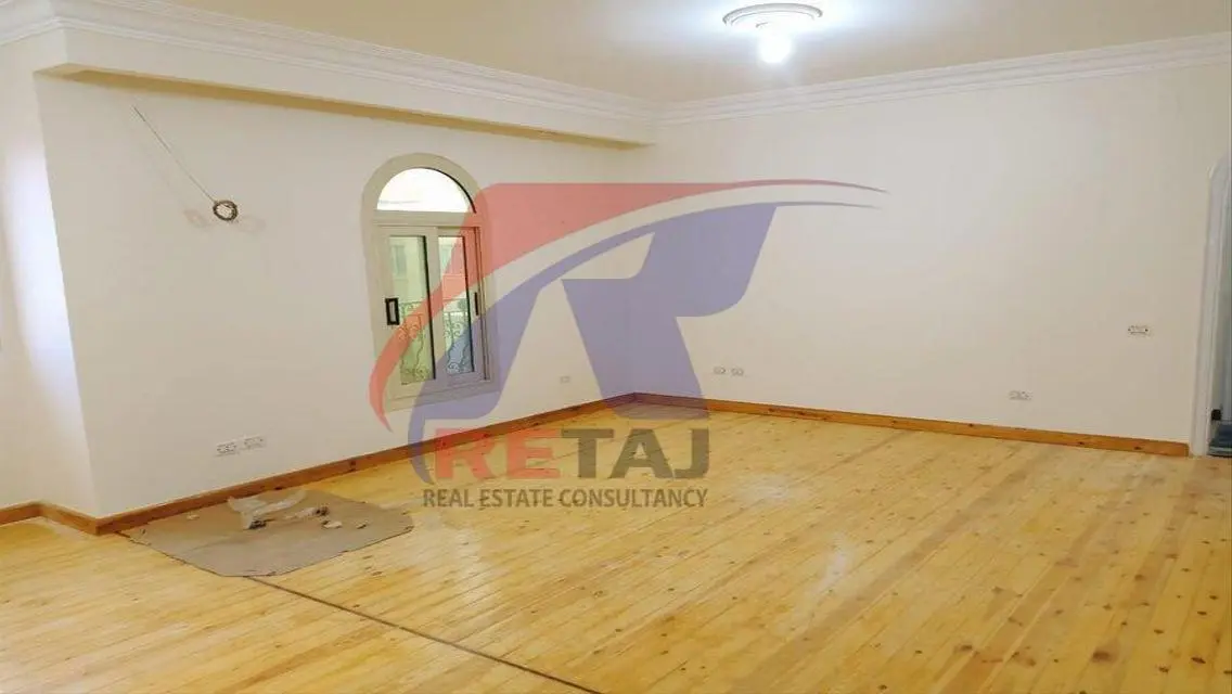 Stunning 300 sqm Apartment for Rent with Full Amenities
