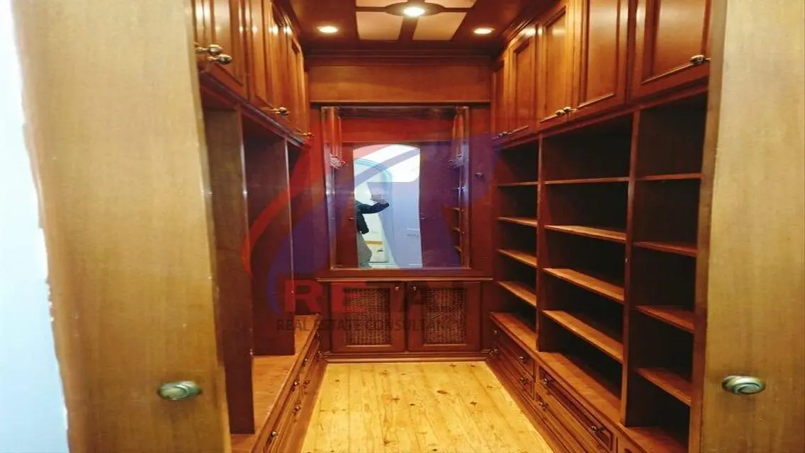 Stunning 300 sqm Apartment for Rent with Full Amenities