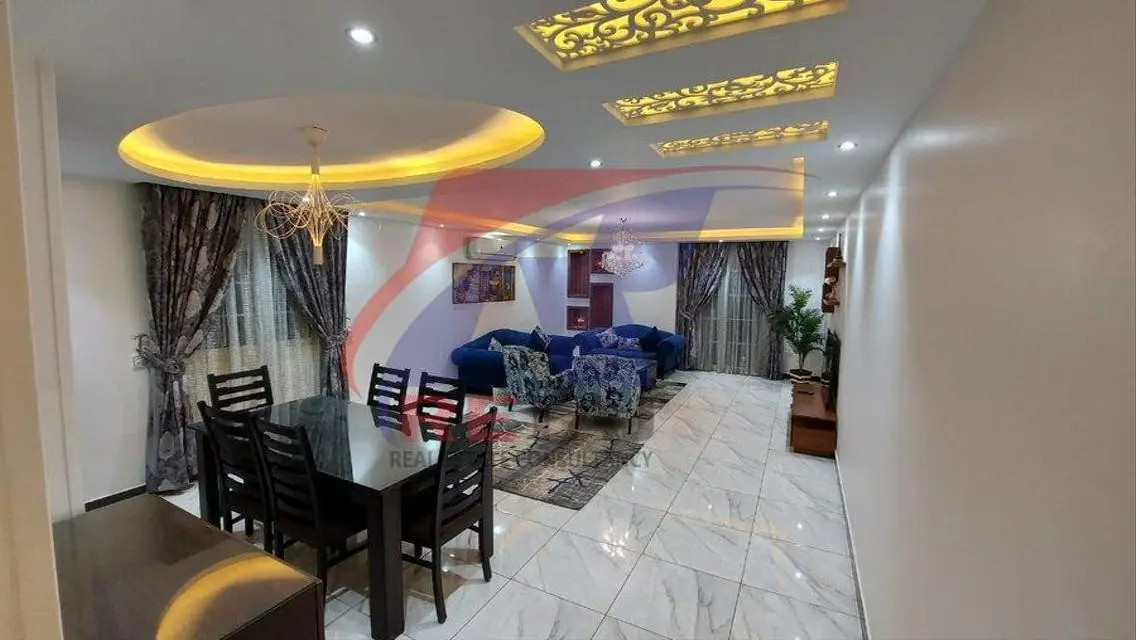 Stunning 230 sqm Apartment in the Heart of the City