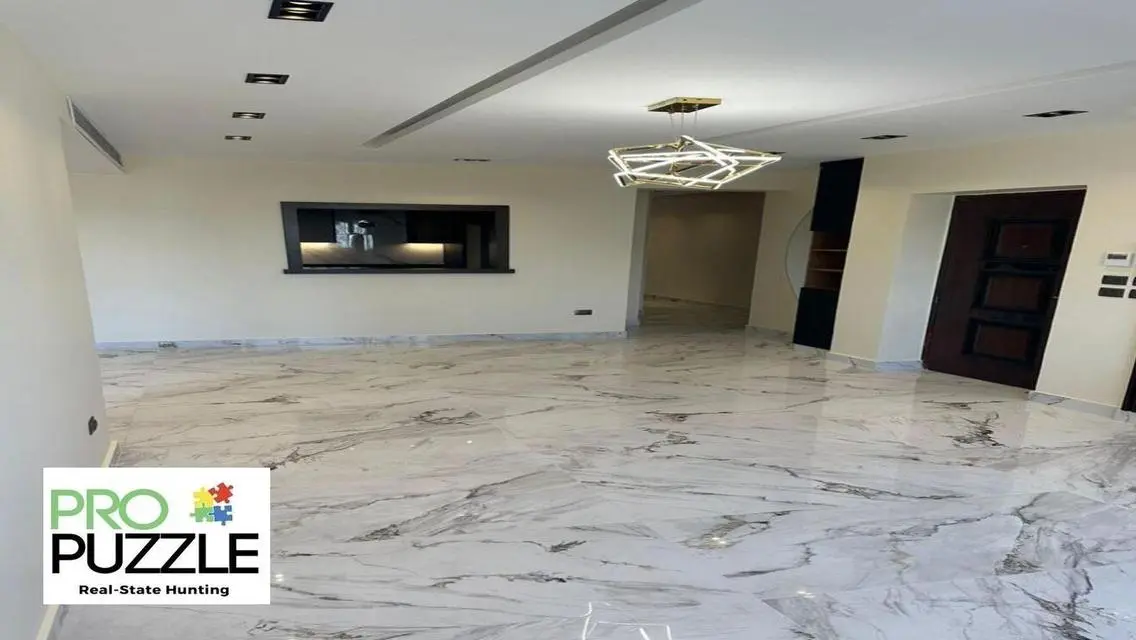 Luxury Apartment for Sale in Mountain View Hyde Park