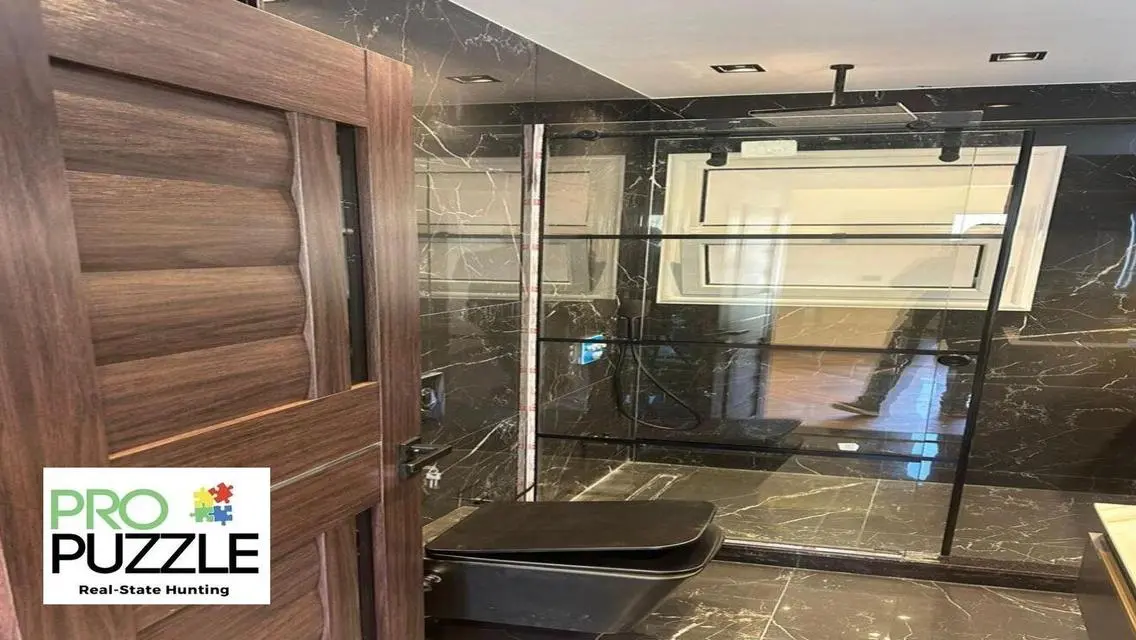 Luxury Apartment for Sale in Mountain View Hyde Park
