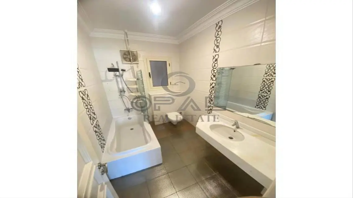 Luxury Apartment for Rent in Beverly Hills