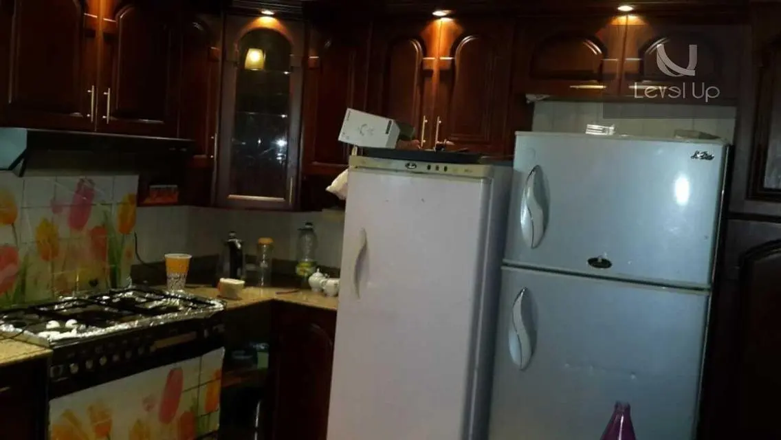 فيلا فاخرة للبيع في موقع مميز