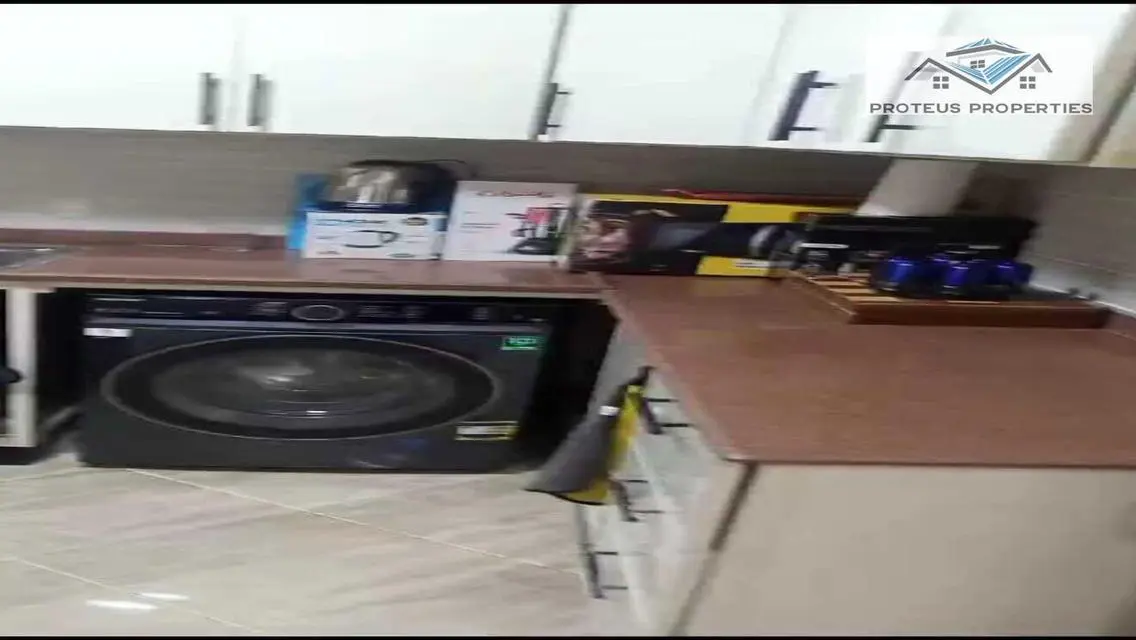 شقة فاخرة بمساحة 140 متر في B12