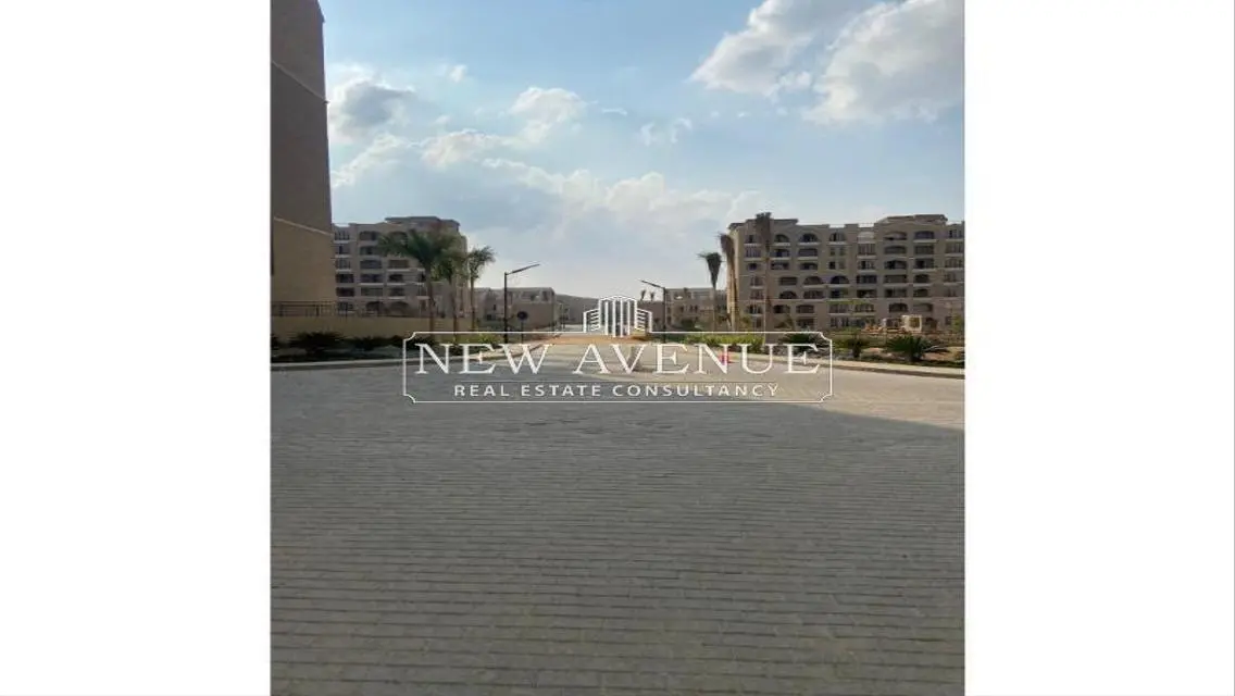 شقة فاخرة مع حديقة خاصة وأمان شامل