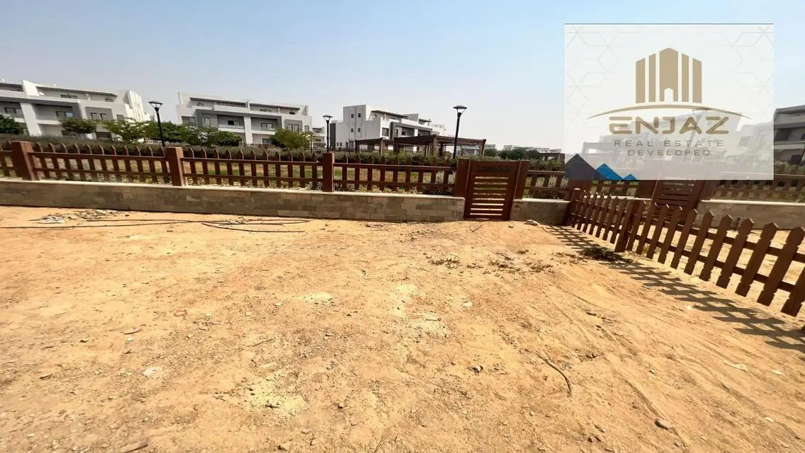 شقة فاخرة مع حديقة وشرفة
