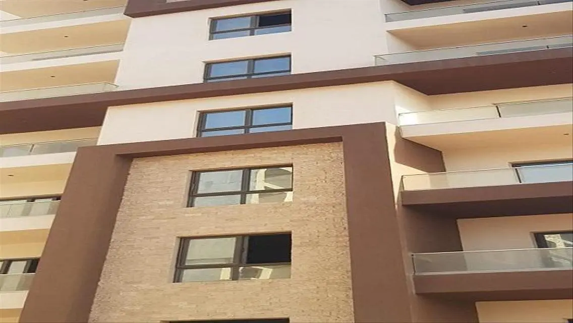 منزل أحلامك بمساحة واسعة ومرافق فاخرة