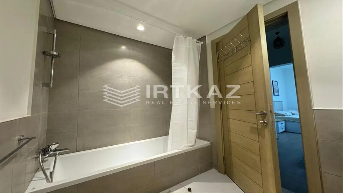 Stunning Apartment with Shared Pool and Fitness Club
