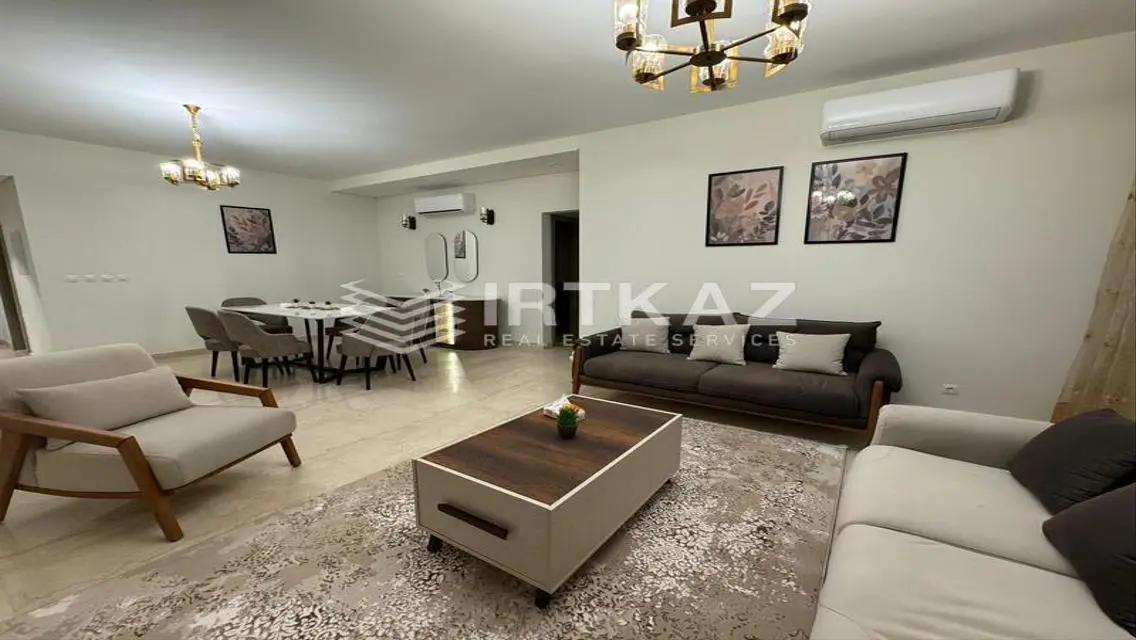 Stunning Apartment with Shared Pool and Fitness Club