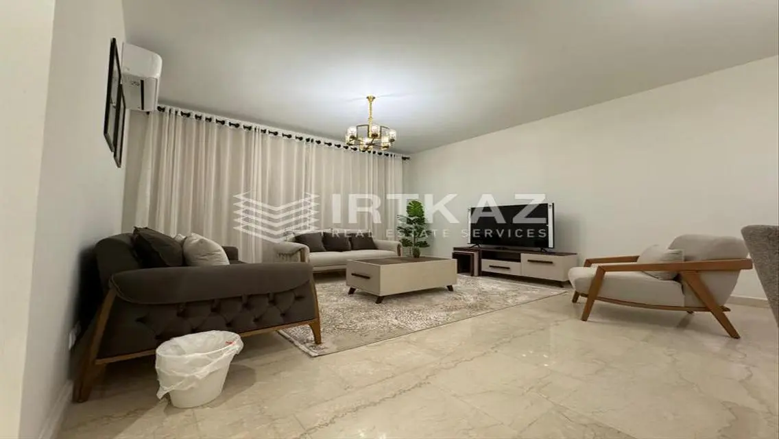 Stunning Apartment with Shared Pool and Fitness Club