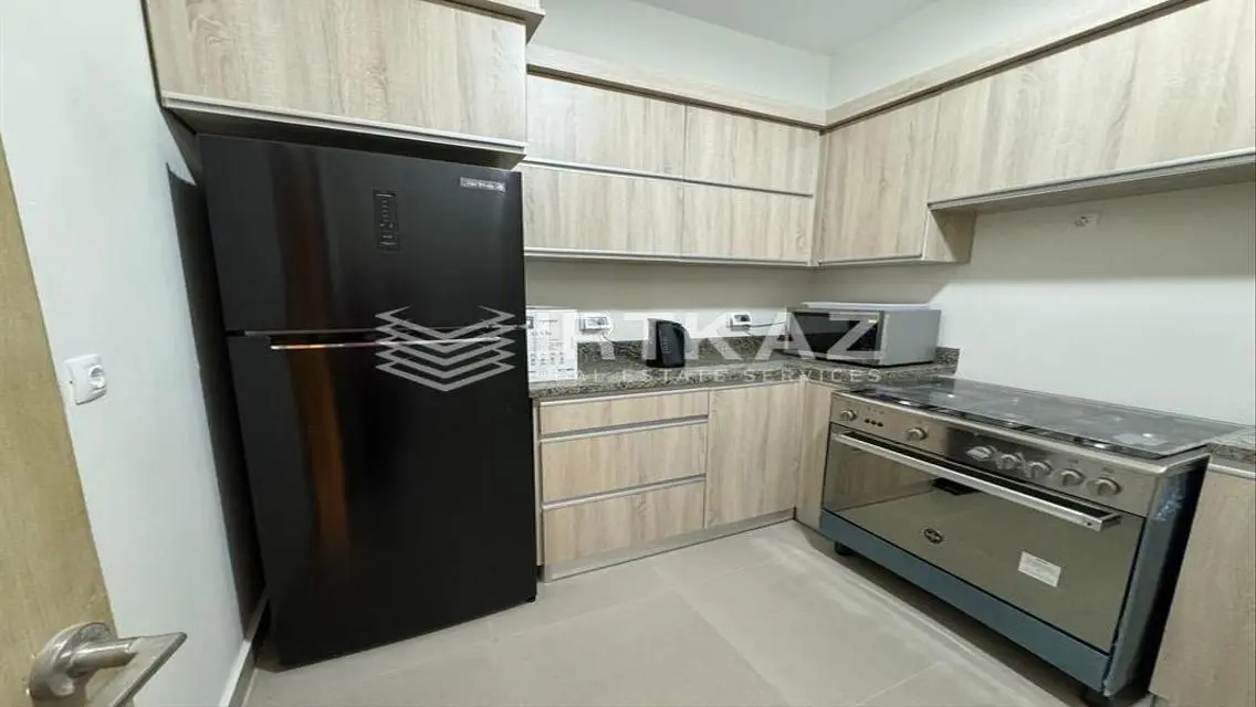 Stunning Apartment with Shared Pool and Fitness Club