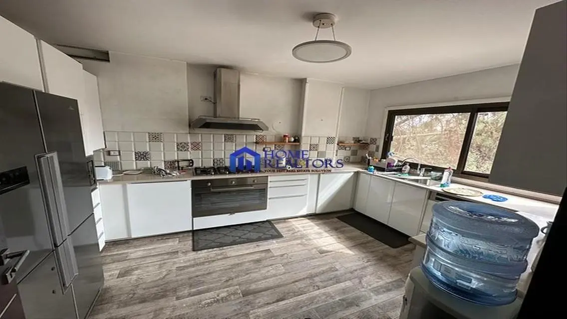 Unique Property for Sale with Complete Amenities