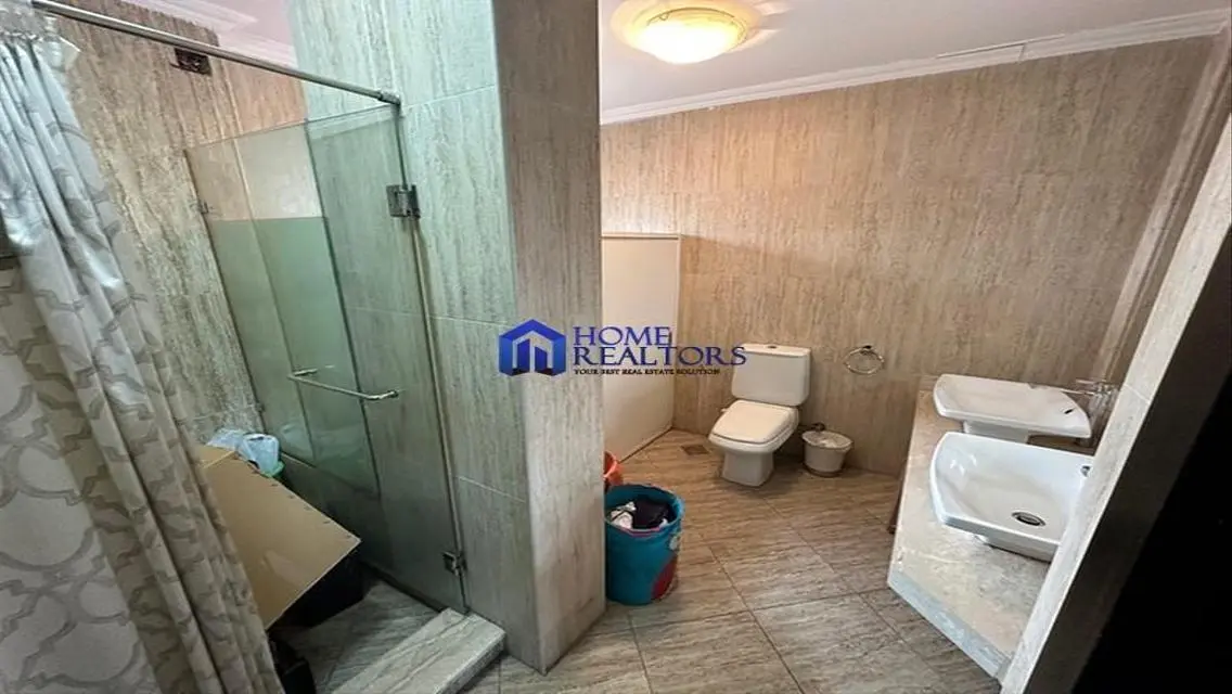 Unique Property for Sale with Complete Amenities