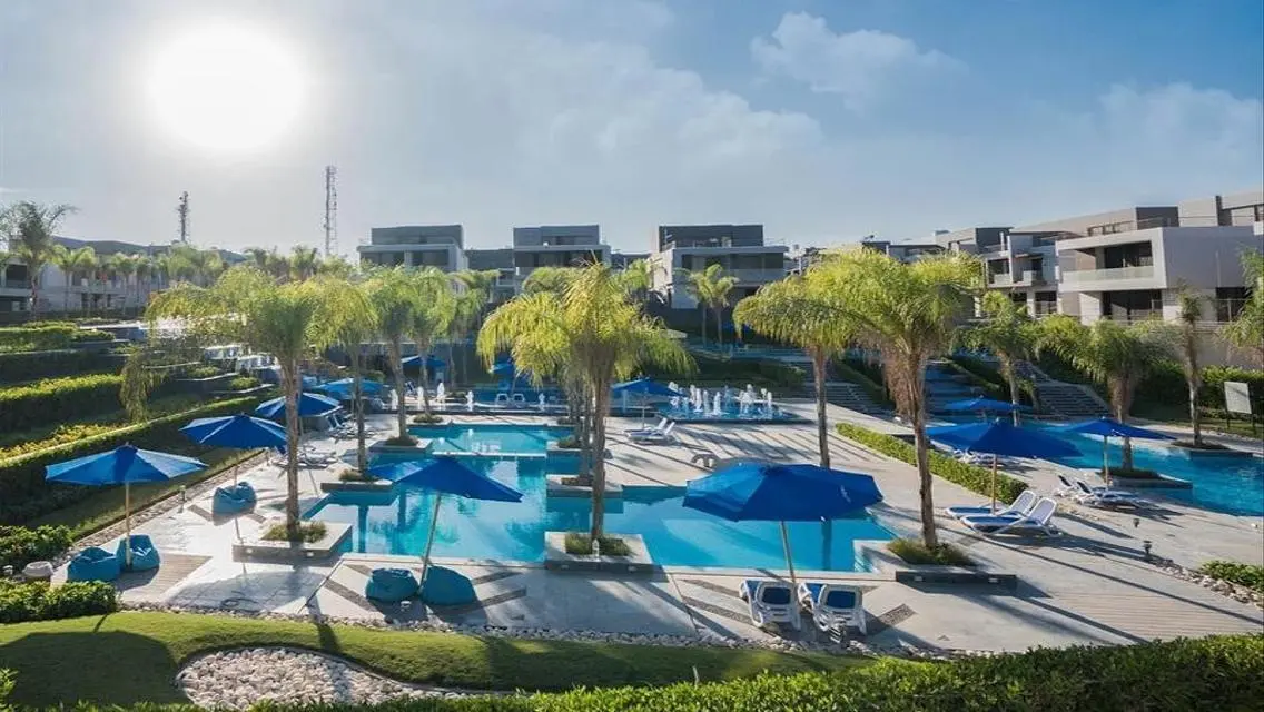 Luxury Apartment 248 sqm with Private Garden and Pool