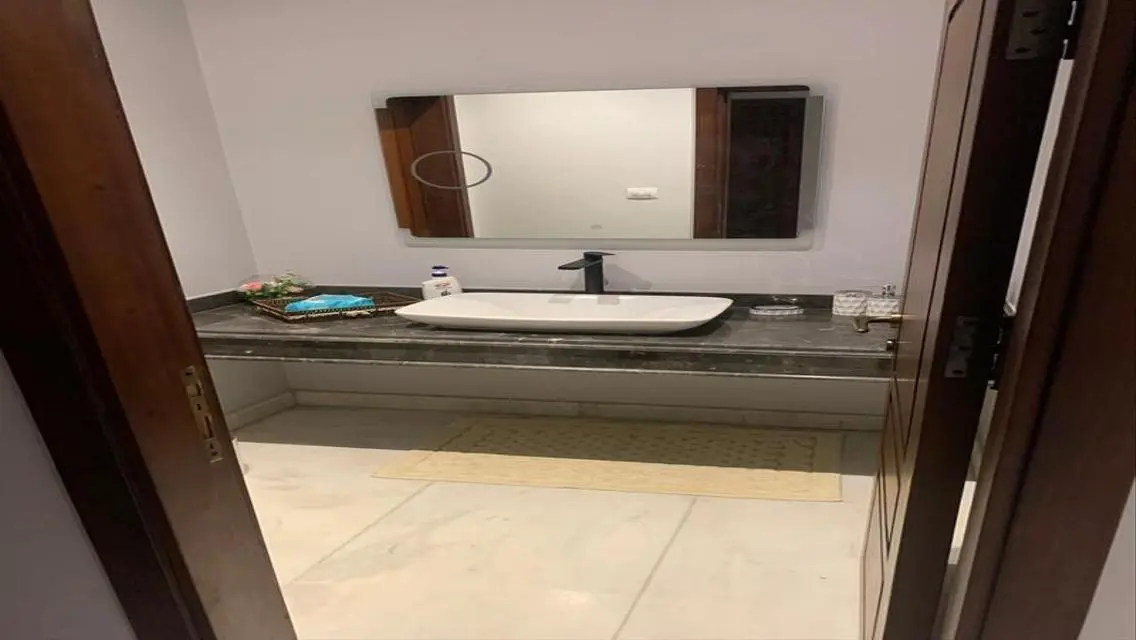 Luxury Apartment 248 sqm with Private Garden and Pool
