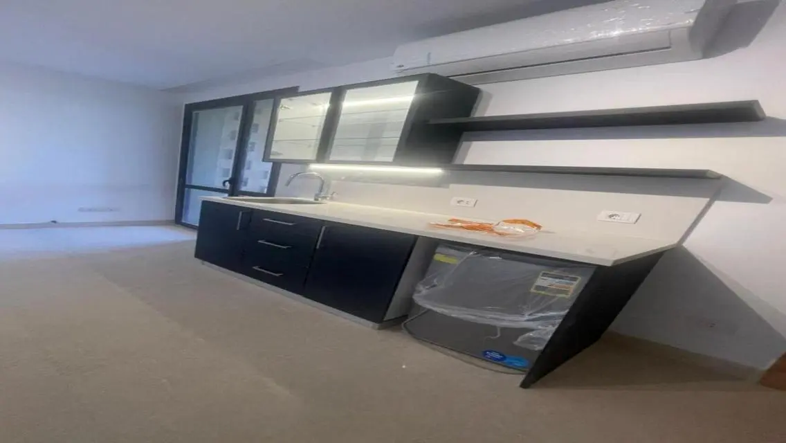 Luxury 3-Bedroom Apartment with 1500m² Space