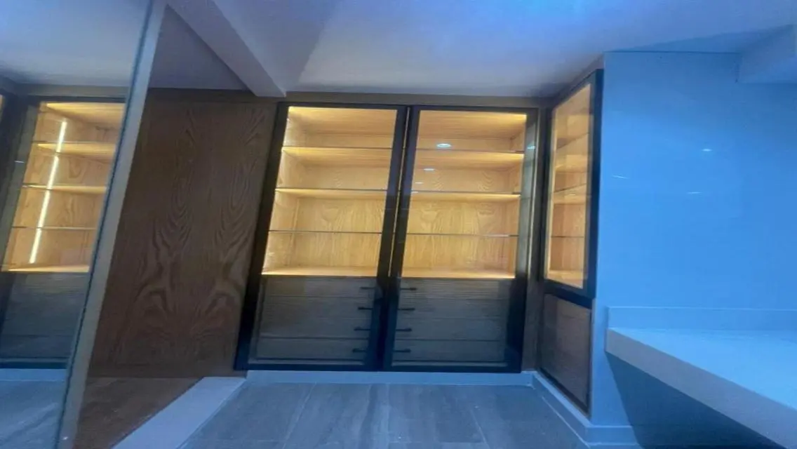 Luxury 3-Bedroom Apartment with 1500m² Space