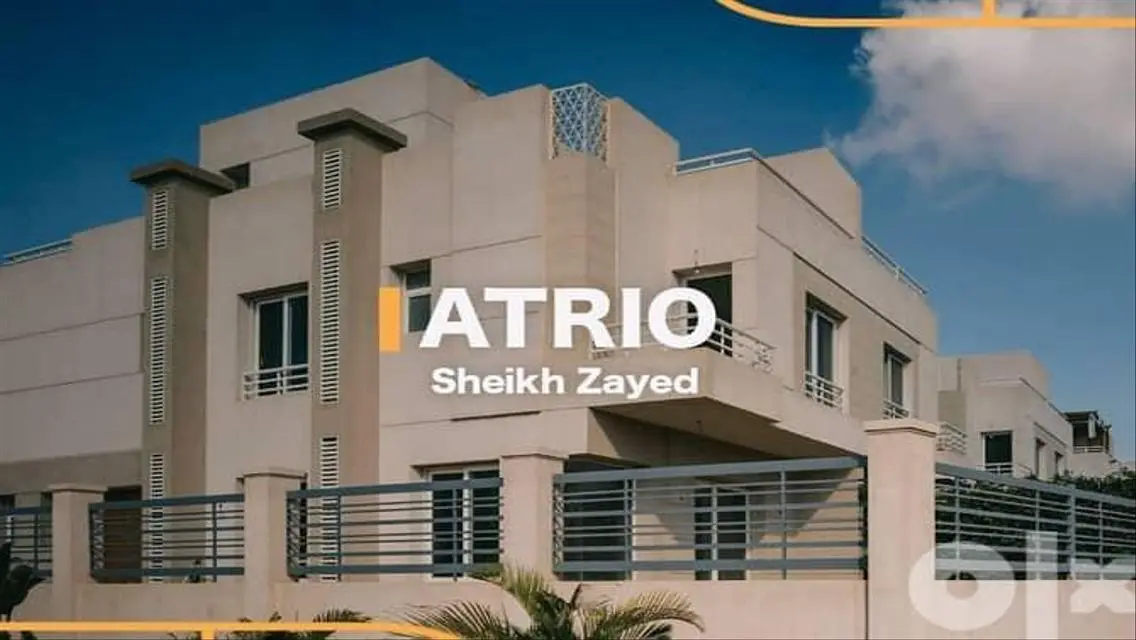 فيلا فاخرة للبيع في موقع مميز
