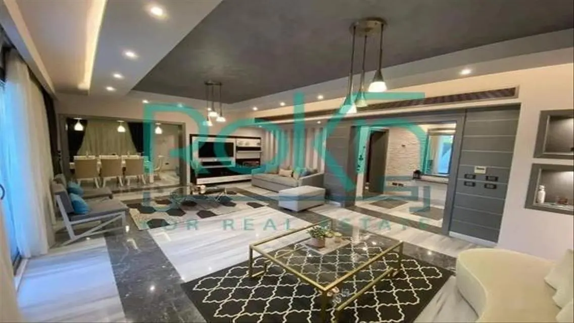 Luxury Villa with Private Pool and Garden in S Country Club - Allegria