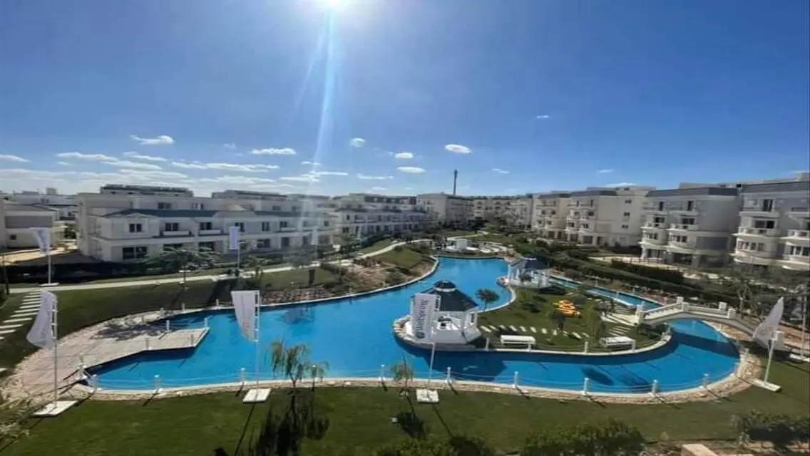 Luxury Apartment with Private Balcony and Garden - Unmissable Opportunity