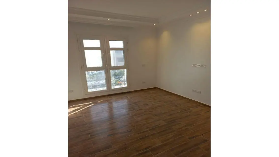 Luxury Two-Bedroom Apartment in a Residential Complex