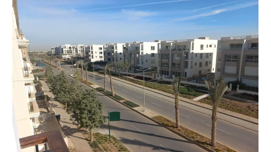 Luxury Two-Bedroom Apartment in a Residential Complex