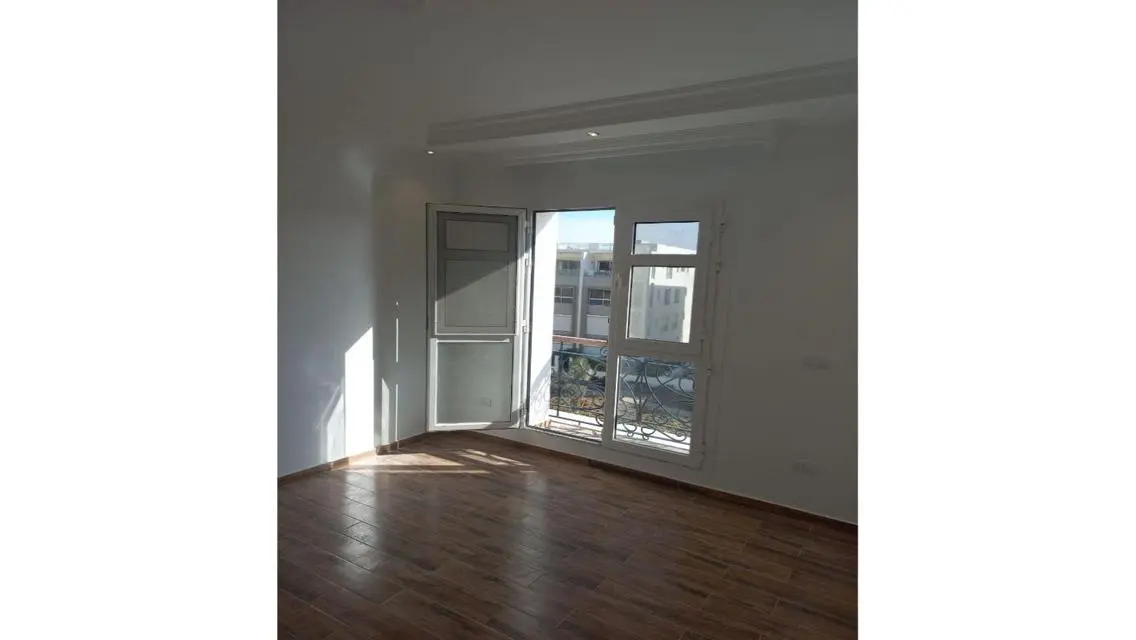 Luxury Two-Bedroom Apartment in a Residential Complex