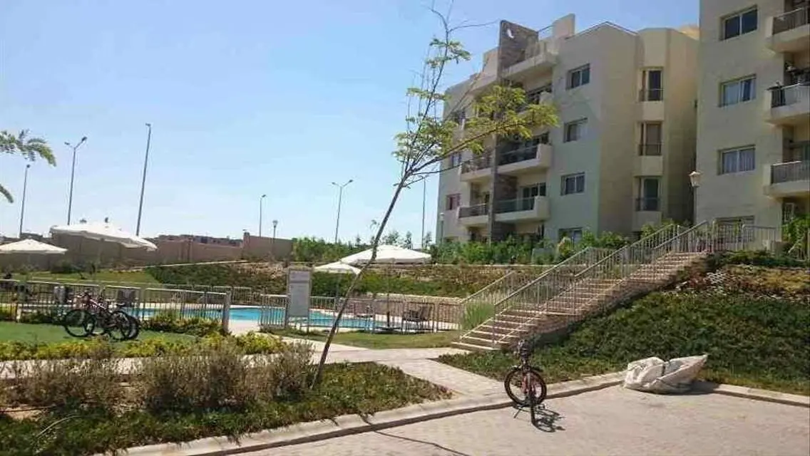 Luxury Apartment in Sheikh Zayed 109