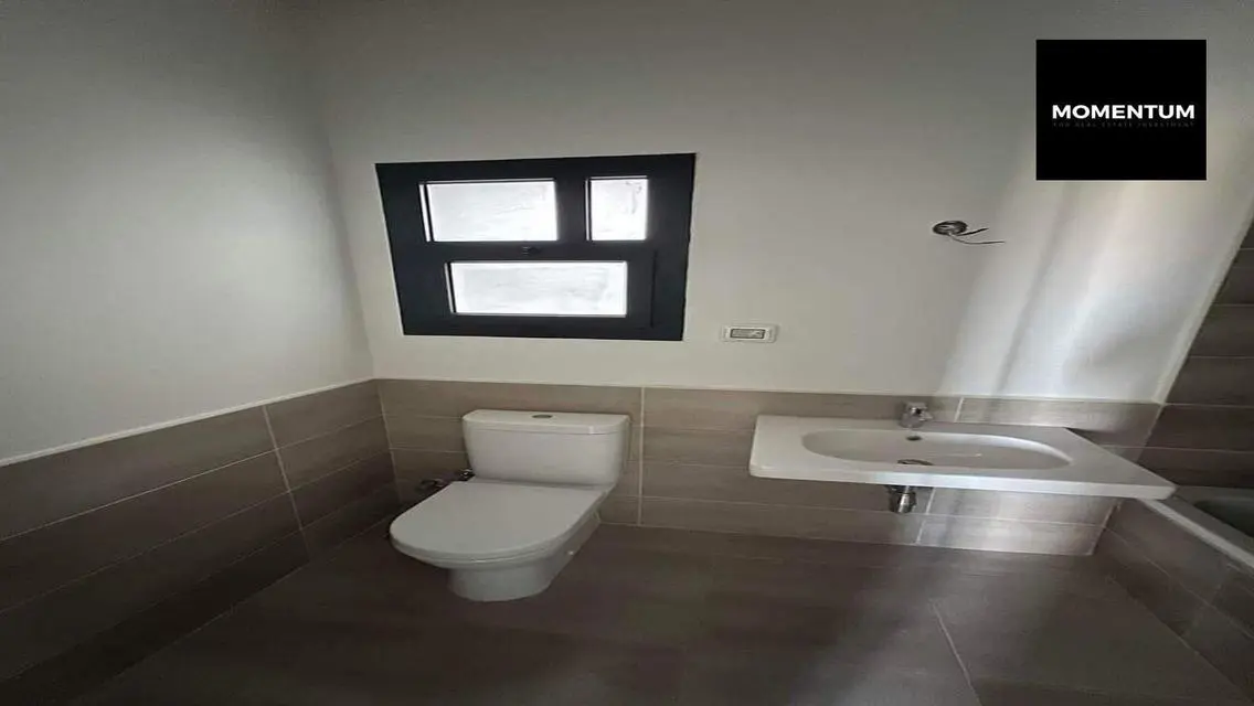 Stunning Courtyard 134 for Sale
