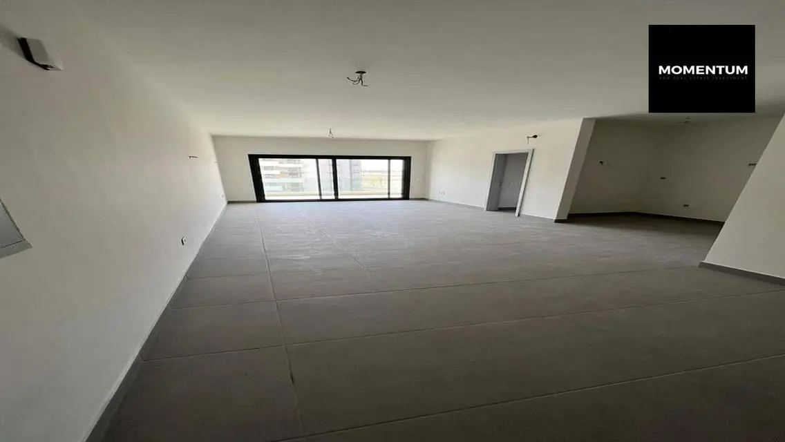 Stunning Courtyard 134 for Sale