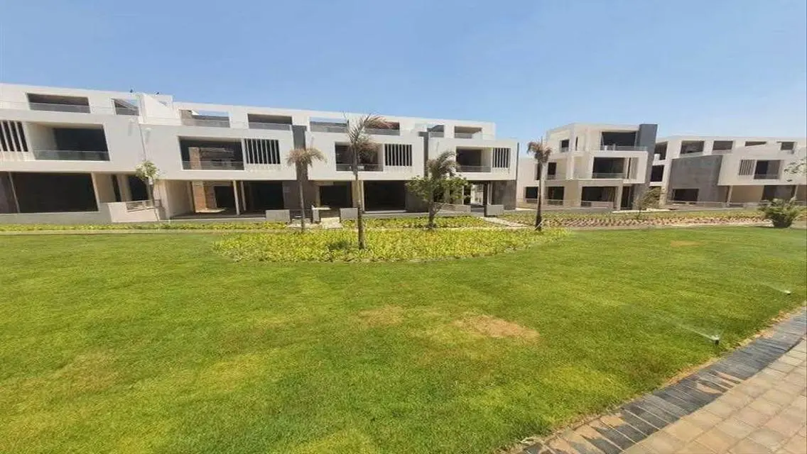 Luxury Villa for Sale with Private Pool and Garden