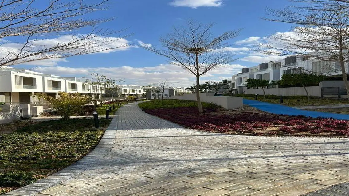 Luxury Villa for Sale with Private Pool and Garden