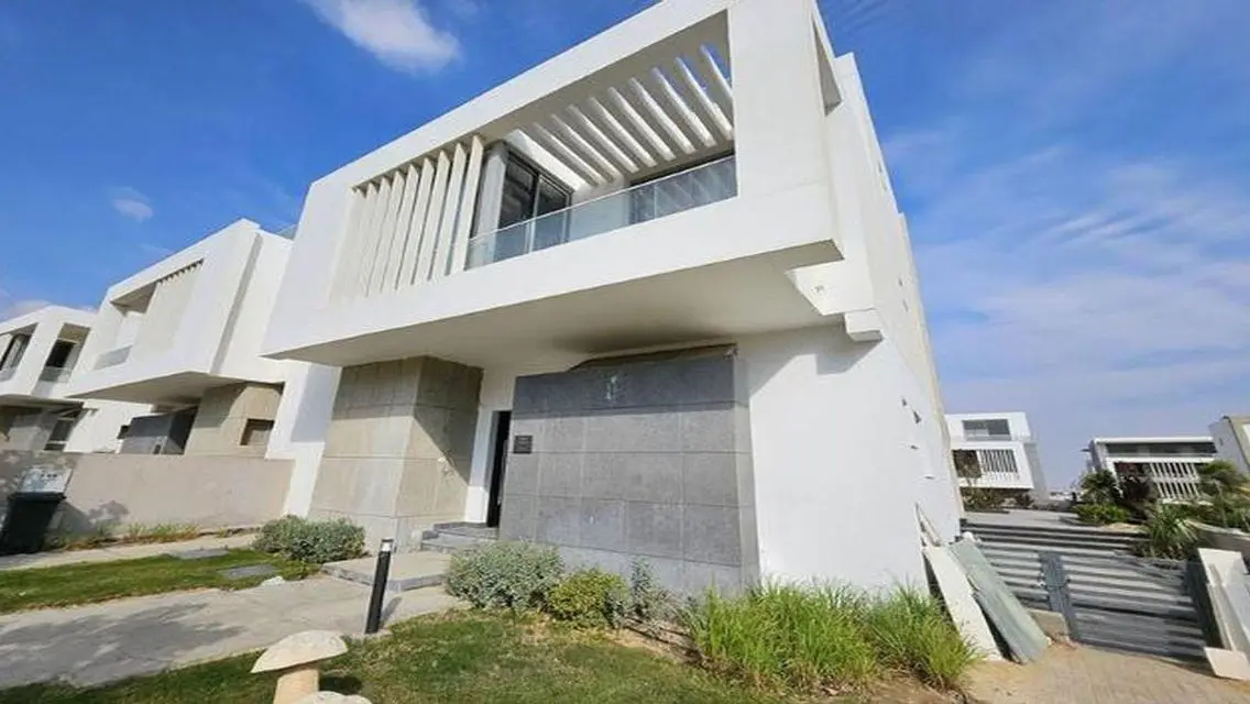 Luxury Villa for Sale with Private Pool and Garden