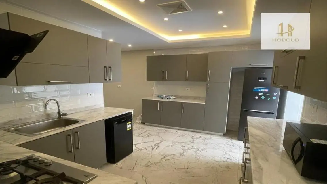 Luxurious Apartment with Meter Space in Prime Location