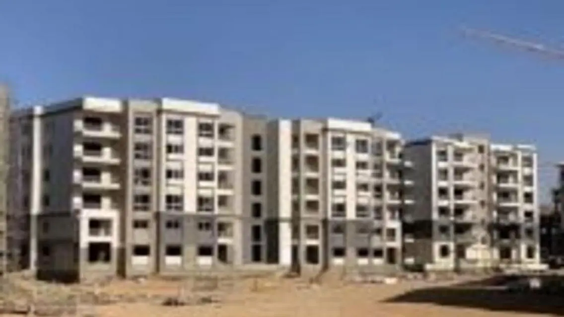 Luxury Apartment with Comprehensive Amenities in City Center