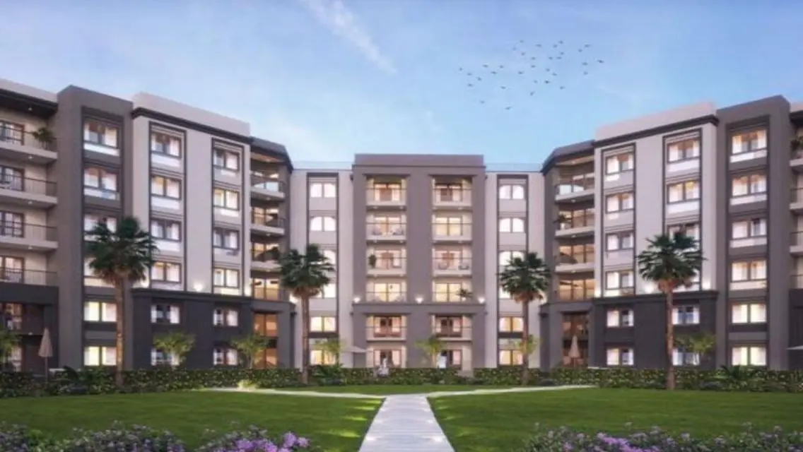Luxury Apartment with Comprehensive Amenities in City Center