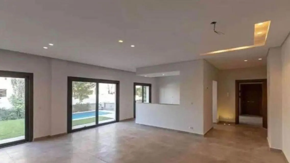 Luxury Villa in Trio Gardens with Exclusive Amenities