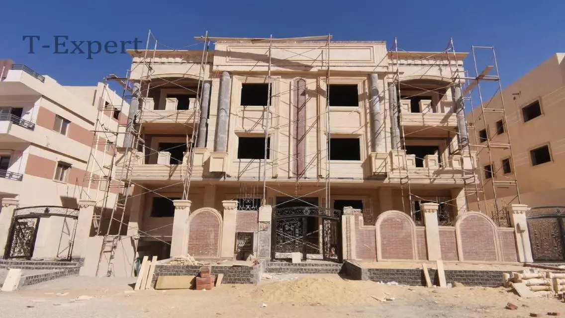 Luxury Apartment in Alexandria with Study Room and Balcony
