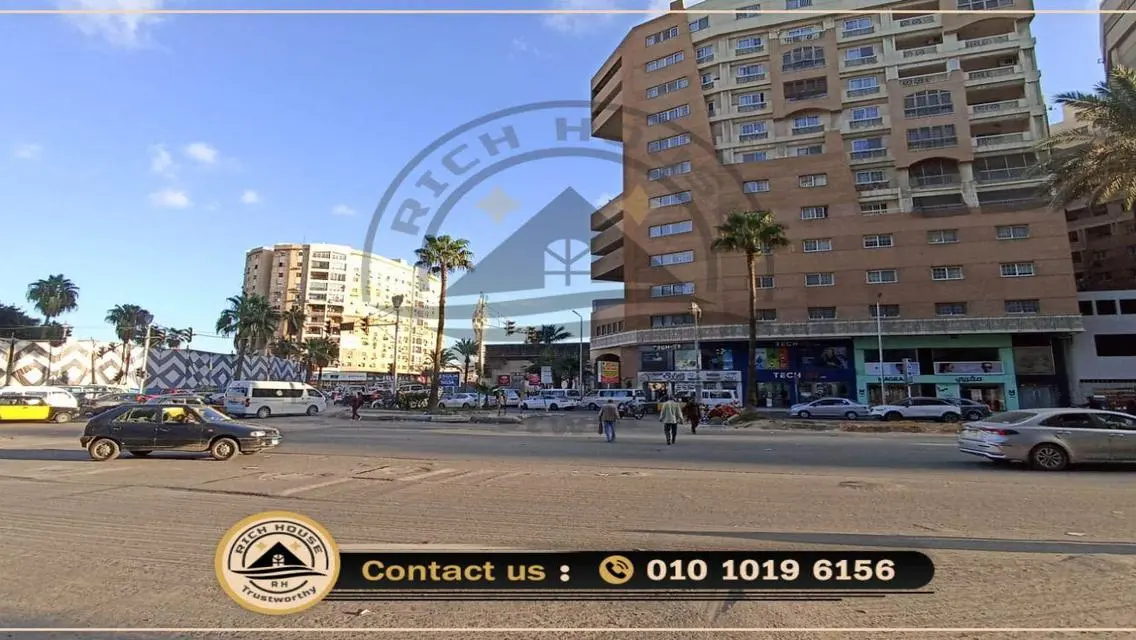 شقة فاخرة مع إطلالة مميزة ومرافق رائعة