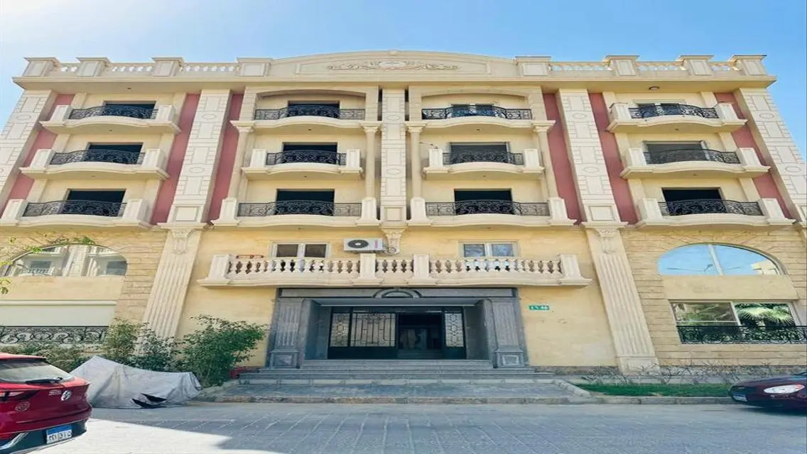 Luxury Apartment in Waterway Garden - Attractive Price