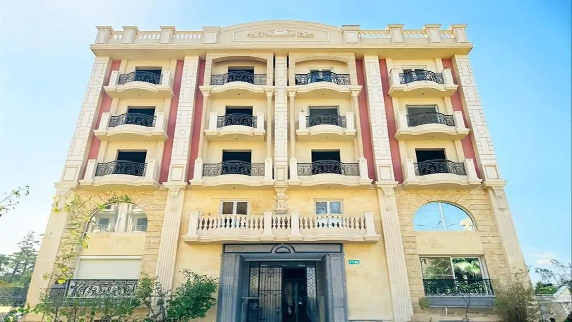 Luxury Apartment in Waterway Garden - Attractive Price