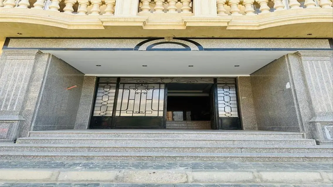 Luxury Apartment in Waterway Garden - Attractive Price